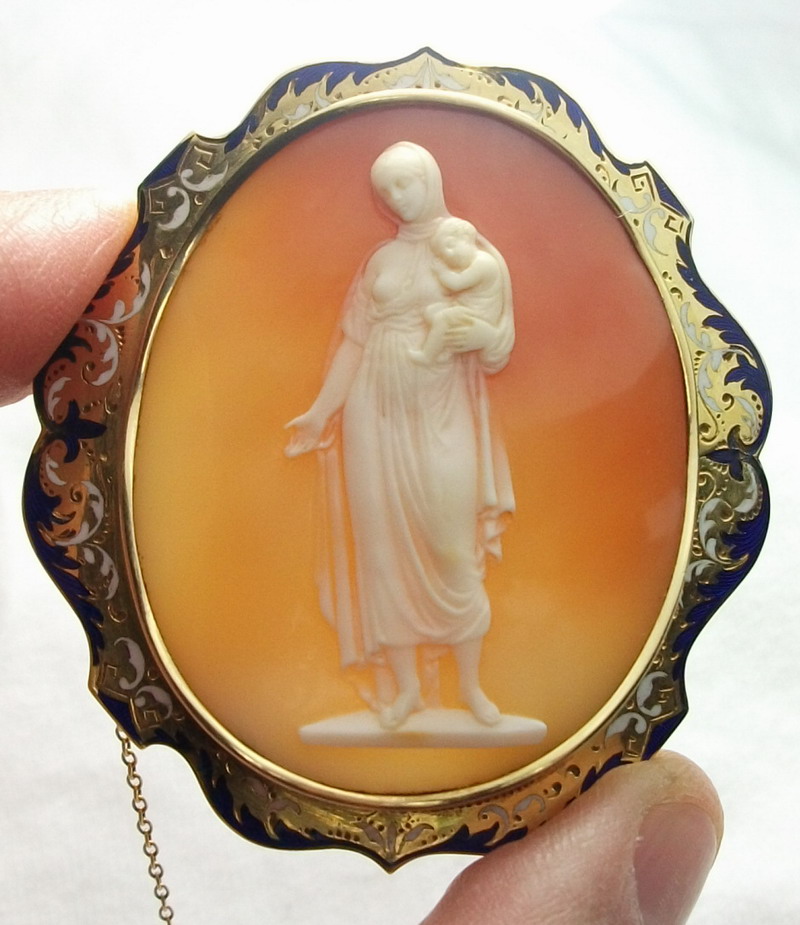 Rarest Cameo Of The Charity
