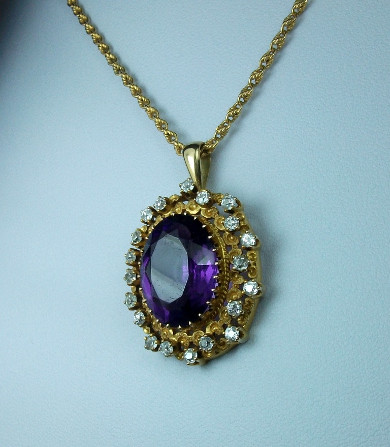 Fantastic Victorian Amethyst and Diamonds Necklace
